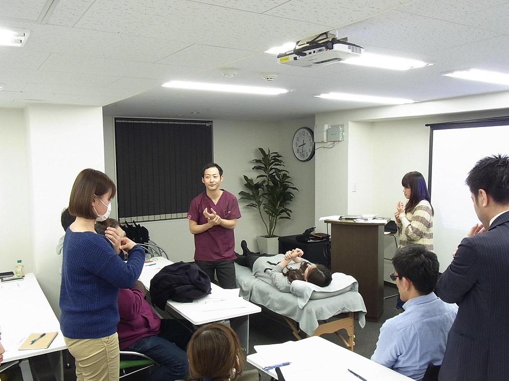 鍼灸学生向けセミナーの様子2